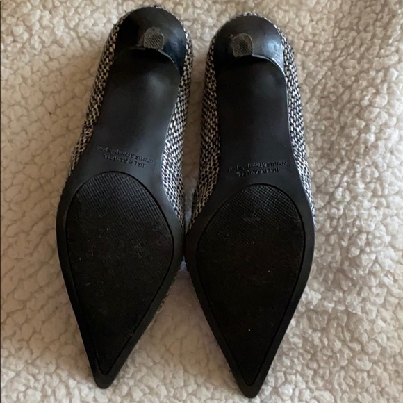 Rampage pointy toe 2 1/2 inch high heel - Picture 4 of 5